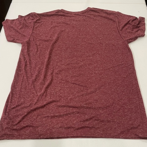 Harry Potter Gryffindor Tee Tshirt Adult Large Maroon Soft Dragon Lion Crest - Picture 2 of 6